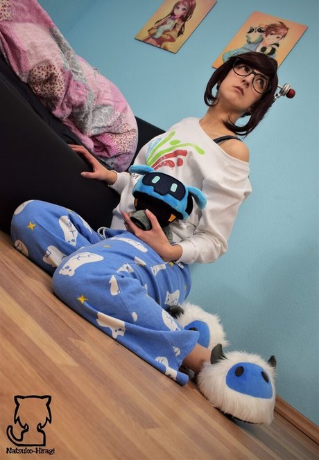 Natsuko Hiragi modèle sexy images