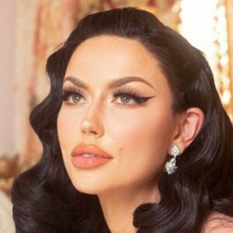 Bryona Ashly modèle adulte galerie