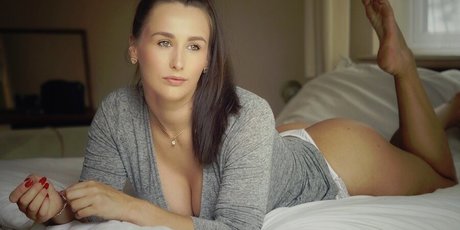 mynudes modèle de haute qualité des photos