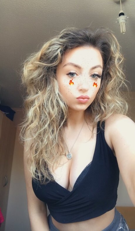 Molly os1 étoile sexy des photos