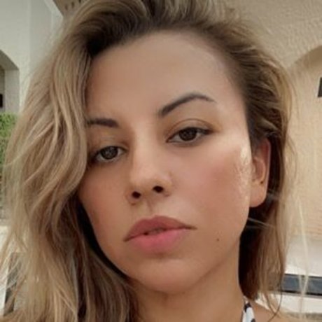 Adriana sports art star du porno collection