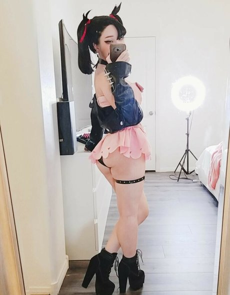 Rinnie Riot sexe de star du porno photo