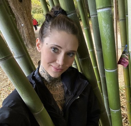 eleperuffo_ actrice parfaite photos