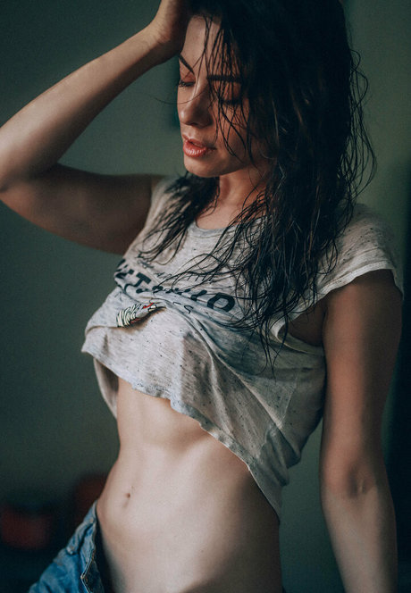 Aroa Gimeno étoile sexy galerie