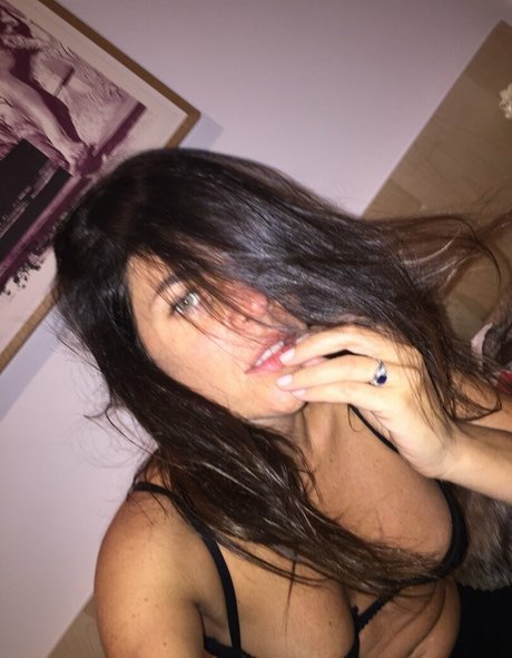 Julia Restoin Roitfeld actrice porno photo