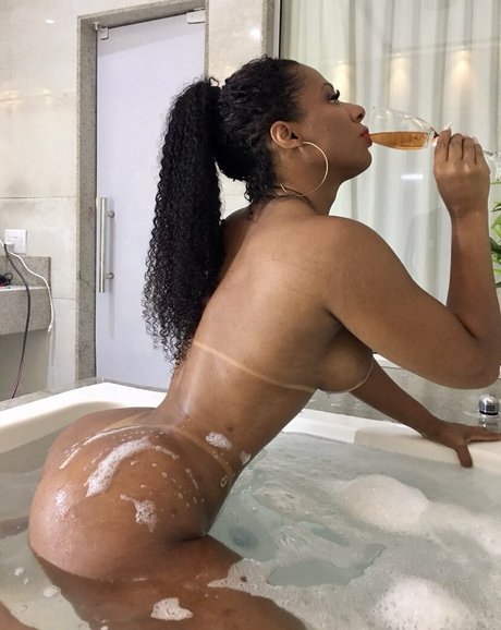 Vanessa Rodrigues sexe star images