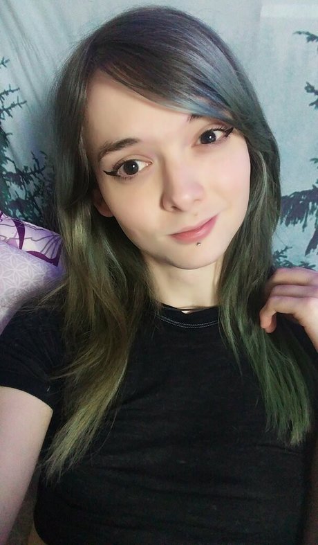 Erynmelts modèle pornographique galeries