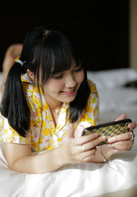 azulacan actrice hd images