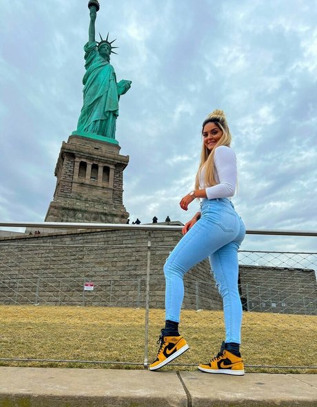 Taynara Melo De Carvalho modèle xxx images