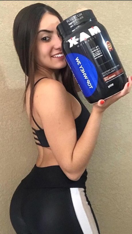 Alany Lima star du porno hd photo