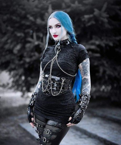 BlueAstrid star du porno de haute qualité photos