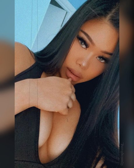 Jessica Phuong jolie star du porno photos