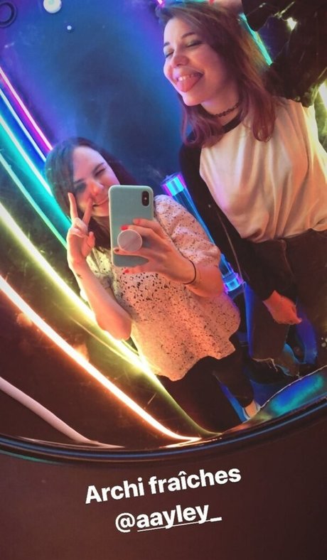 Aayley nus étoiles photos