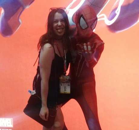 Aayley modèle magnifique images