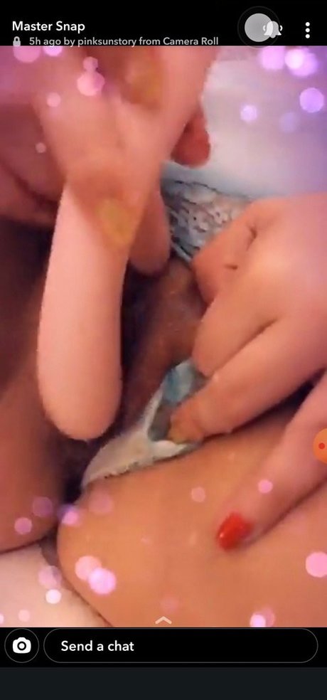 Pinksunstory modèle artistique images