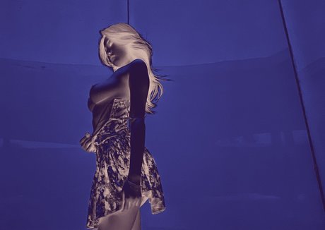 Mavis Pan star du porno érotique galerie