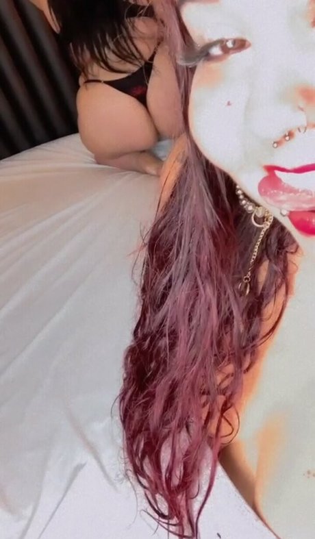 Sthefanny Santos star du porno chaude image