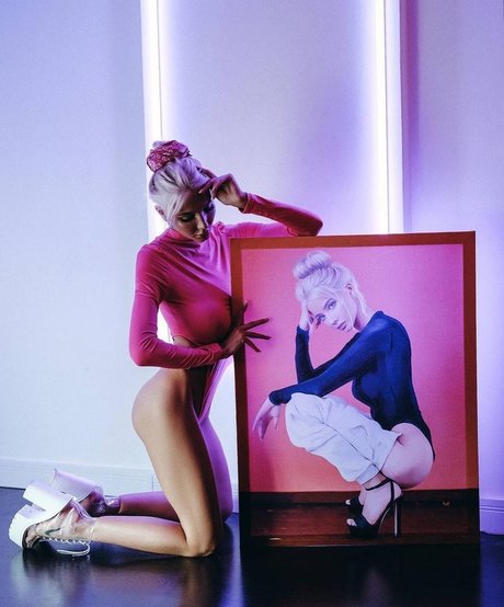 katti colour actrice exclusive images