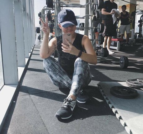 Sarah Carlos art de star du porno galerie