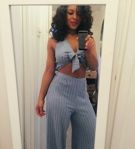 Moya Lothian McLean beau modèle photo