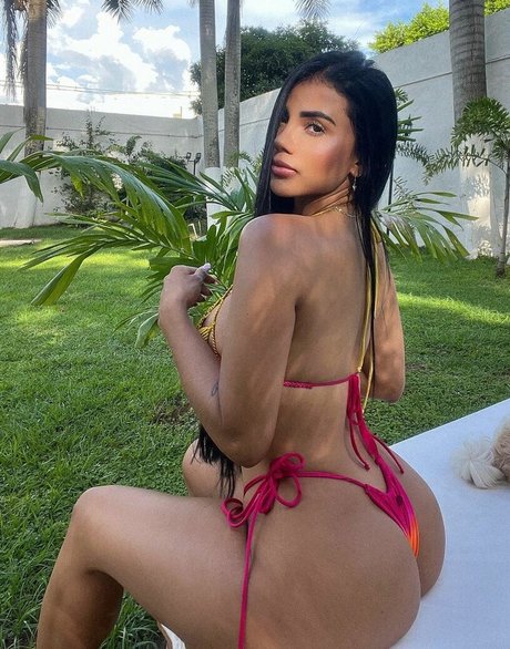 Karina Garcia belle star du porno image