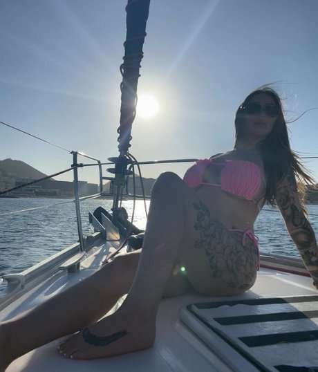 Nicolebby17 haut modèle photos