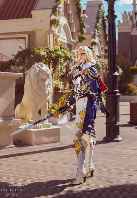 Bizarre Deer art star du porno photos