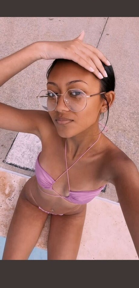 molineymao actrice de nus des photos