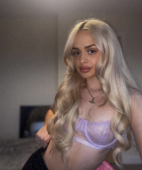 Olivia Lee modèle parfait des photos