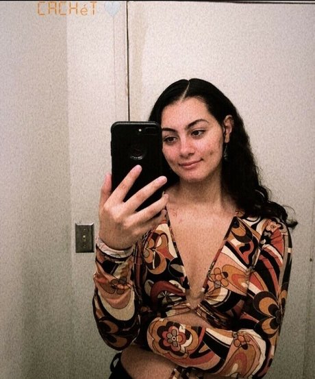 Cashgodmeme actrice libre img