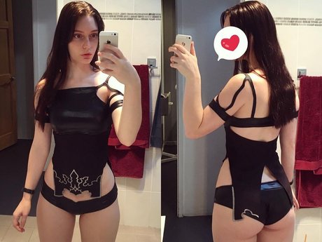 Elfvie modèle sexy galerie