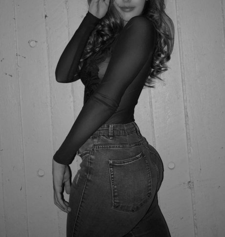 tonaughty21 modèle joli archive