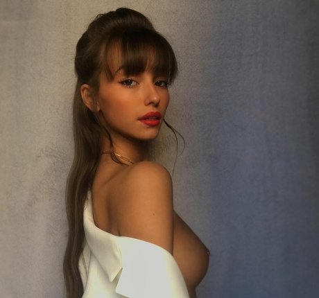 Telma Masurel modèle adulte galeries