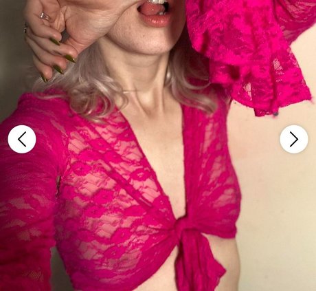 Izzy Phillips star du porno sexy image