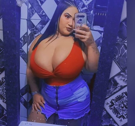 Adriane Esteves étoile xxx image