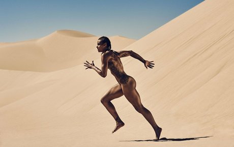 Chantae McMillan actrice de grande qualité images