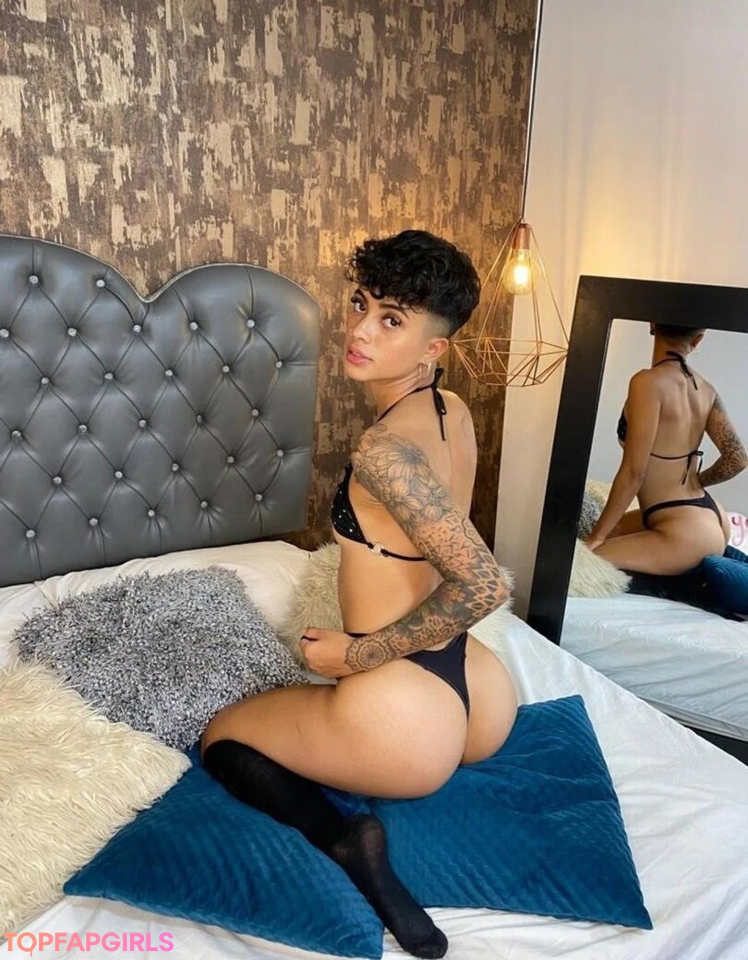 tatouages ​​blonds onlyfans sexy meilleur image