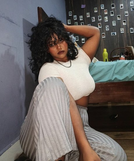 keepinitnejm étoile érotique galeries