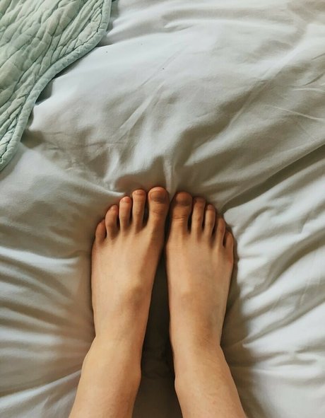 Ellbat star du porno exclusive photos