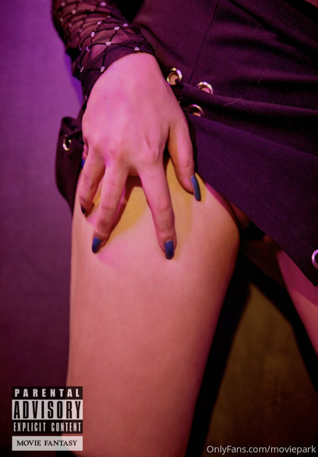 mmmovie_ modèle porno des photos