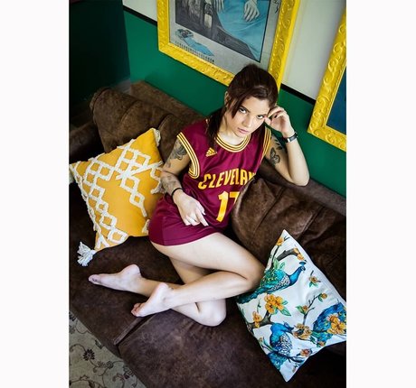 Jessie Cardim art étoile photos