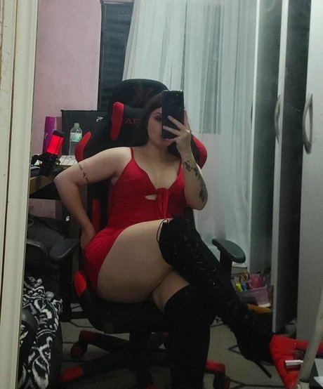 Hellen Silveira modèle meilleur images