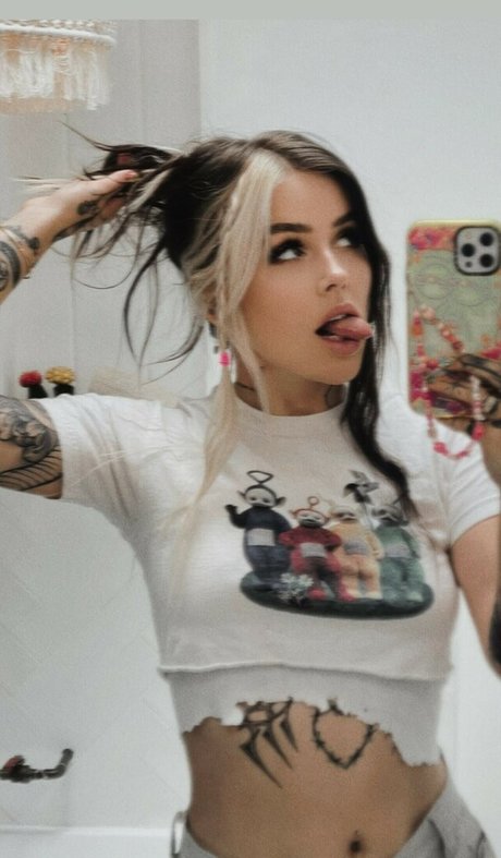 CrayCraysounds star du porno parfaite img