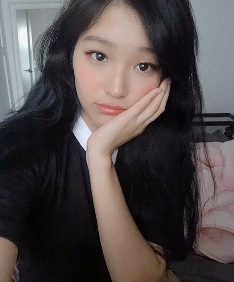 YoonHyoonAikuros étoile hd collection