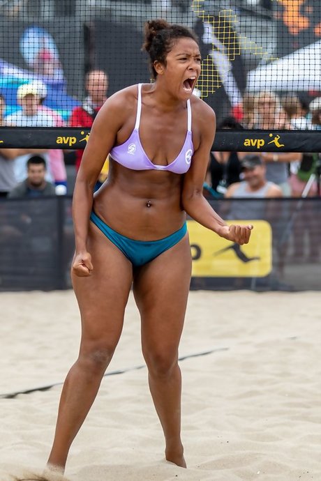 Falyn Fonoimoana star exclusive photos