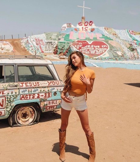 Shaela Mc Gilton star du porno en haute qualité photo