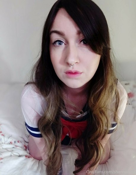 Shannanina actrice nue photos
