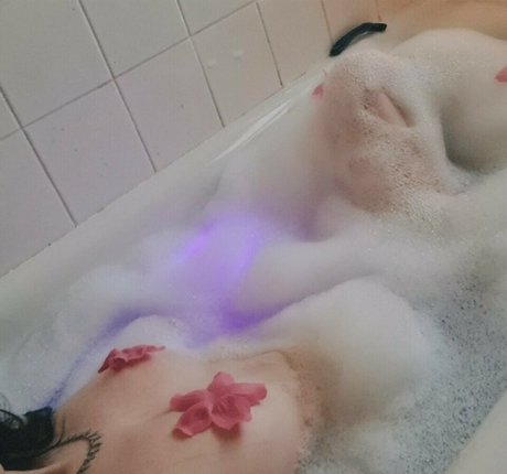 filles de larmée uniquementfans xxx nus images