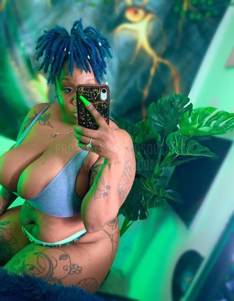 AyoSqueak modèle sympa galerie