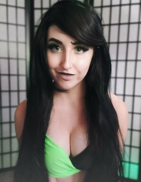 Moon IRL modèle magnifique img